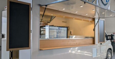 camion restaurant ED traiteur en Alsace, spécialisé dans le service traiteur pour mariages, événements d’entreprise, baptêmes et communions